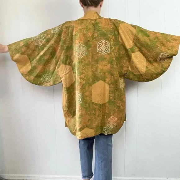 KIMONO jacket Haori VINTAGE TRADITIONAL JAPANESE Silk Green Yellow Batik Tie OS - Picture 3 of 16